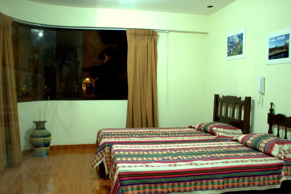 Lynik La Casa De Blanca Lima