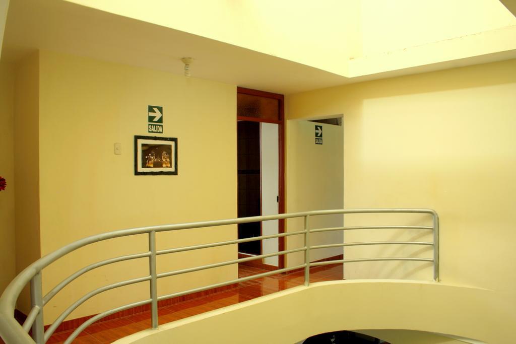 Lynik La Casa De Blanca Guest house