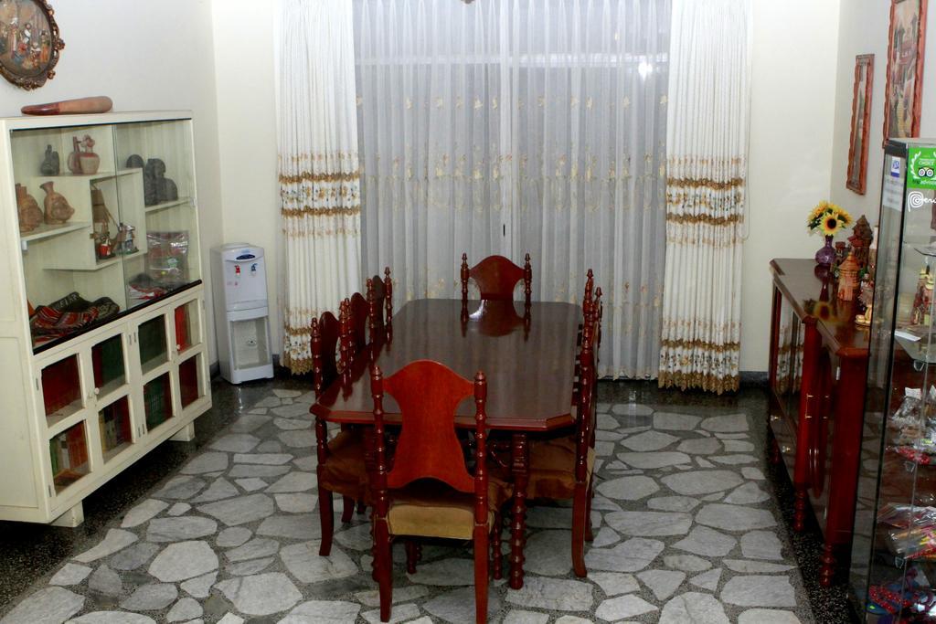 Guest house Lynik La Casa De Blanca 2*